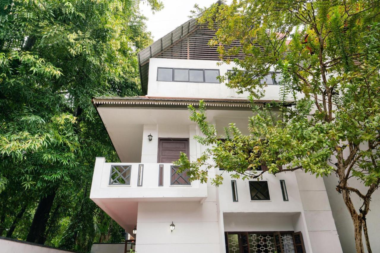 Oyo Home 63551 Pleasant Stay Near Fort Kochi Beach Екстер'єр фото